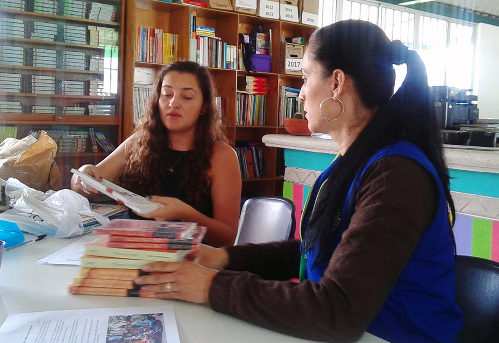 Gobernación del Quindío visitó bibliotecas públicas municipales para actualizar las colecciones de la Biblioteca de Autores Quindianos