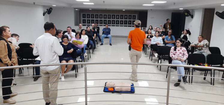 Capacitacion desfibrilador