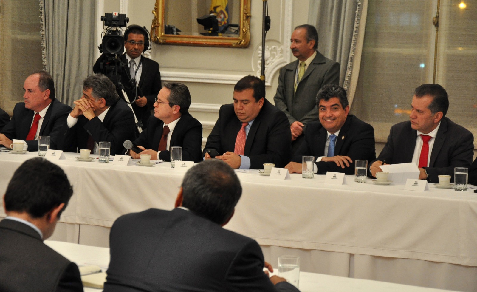 El 15 de Diciembre en Bogotá Cumbre de gobernadores con MinEducación