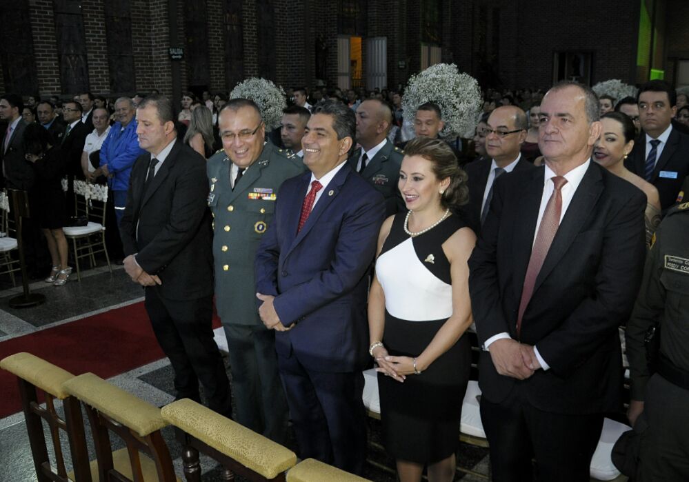 Gobernador del Quindío Padre Carlos Eduardo Osorio Buriticá participó del aniversario 131 de Calarcá