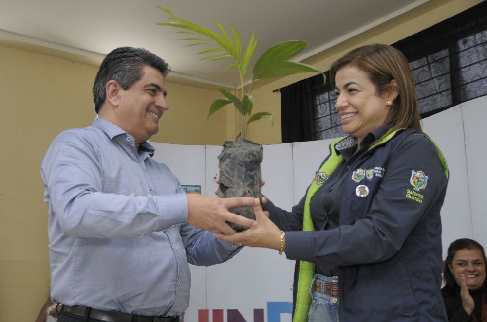 Gobernación del Quindío donó a la Alcaldía de Salento 500 plantas nativas con el objetivo de proteger el agua