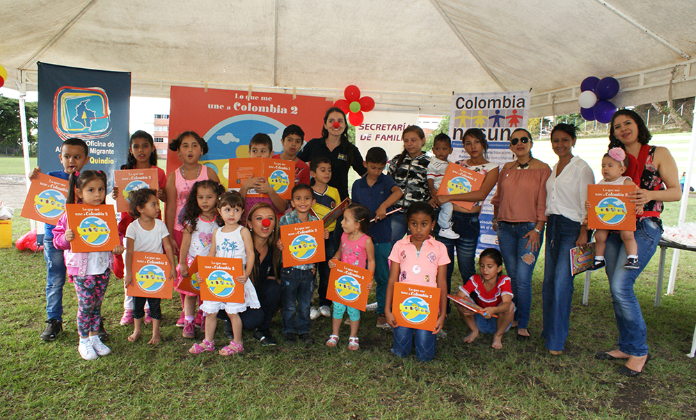 Secretaría de Familia acompañó el lanzamiento del libro Lo Que Me Une a Colombia 2