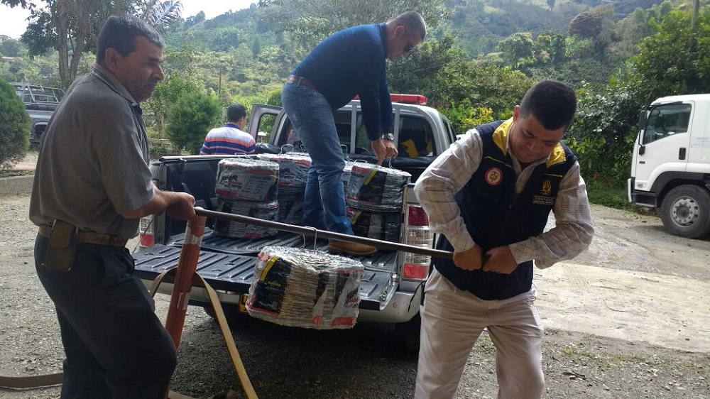 Gobernación del Quindío entregó a la Alcaldía de Pijao 10 mil metros de alambre para iniciar el proceso de recuperación y bioingeniería de cárcavas