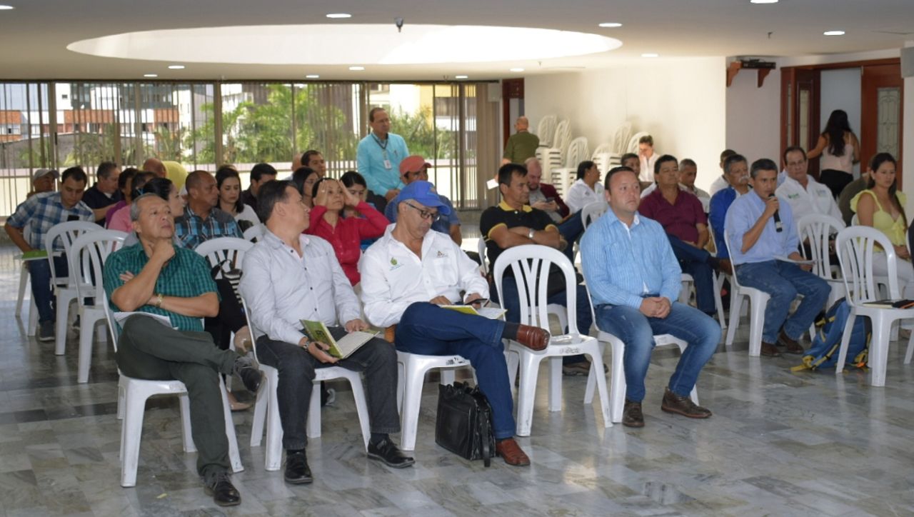 Gobernador del Quindío y secretario de Agricultura socializaron retos y oportunidades de la Promotora de Desarrollo Rural