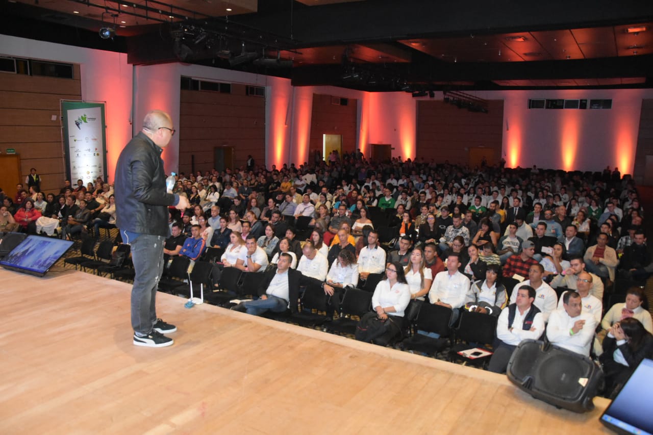 Más de mil personas vivieron el primer día del Congreso Latinoamericano de Emprendimiento EmprendeLAC 2018